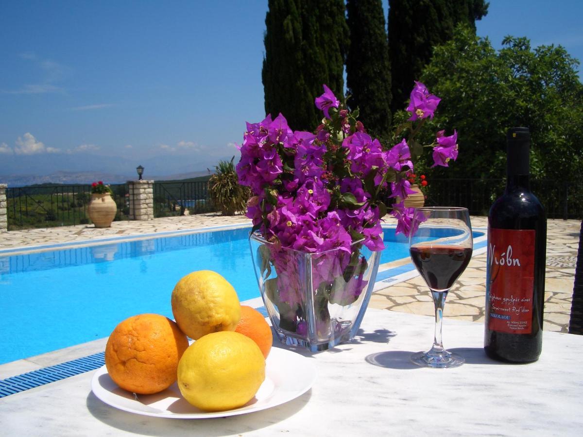 Villa Bacchus Kassiopi Corfu Exterior foto