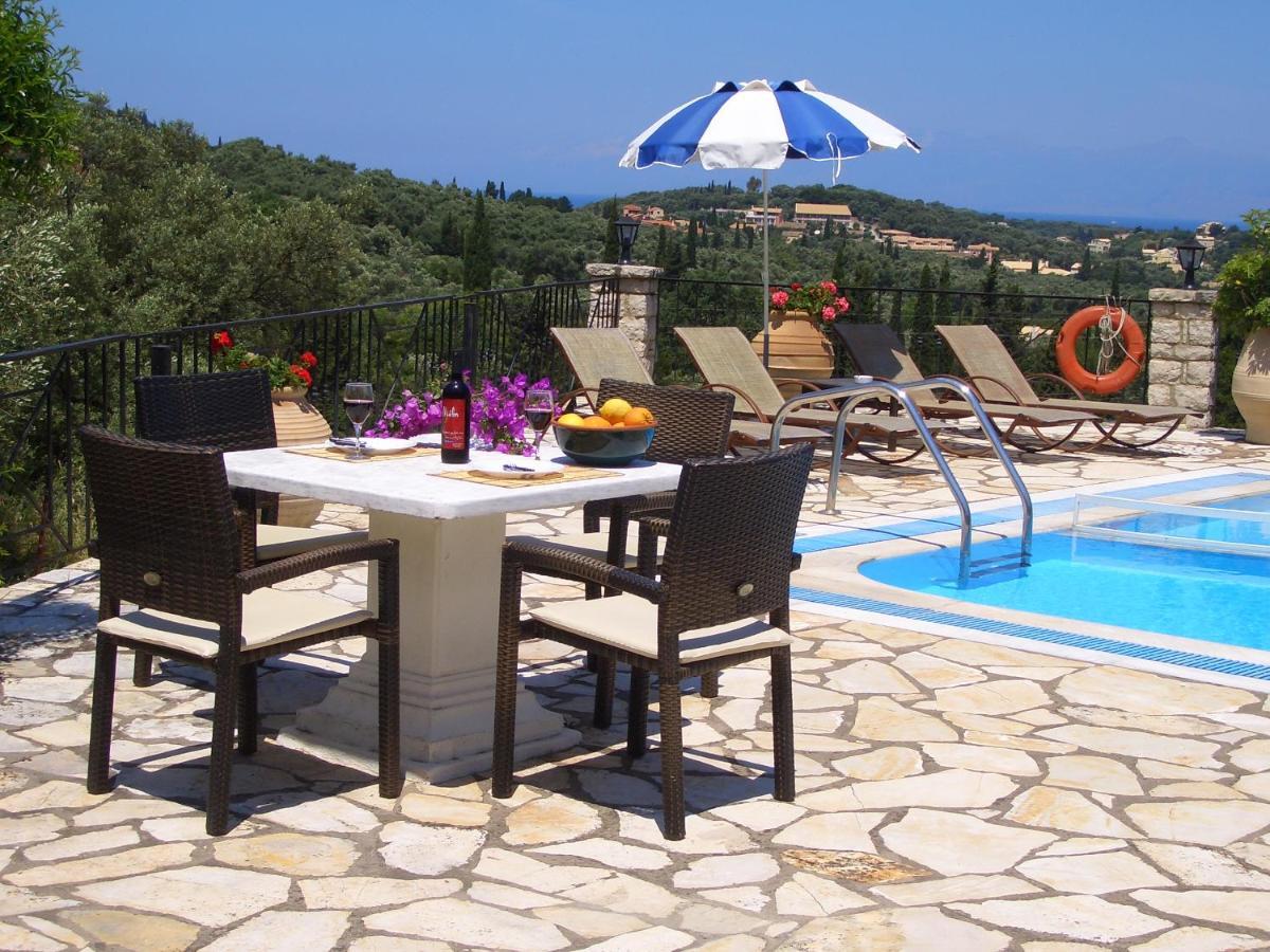Villa Bacchus Kassiopi Corfu Exterior foto